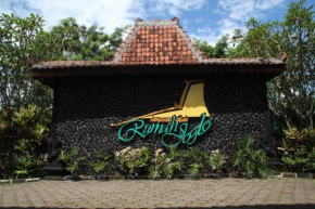 Kampoeng Wisata Rumah Joglo